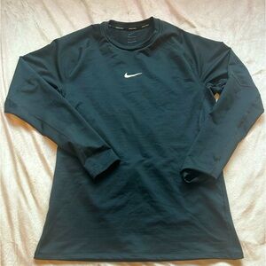 Nike pro mens workout long sleeve size large